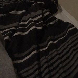 Meet your Posher, Maxwell